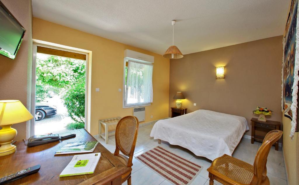 Le Sorbier Hotel Razac-sur-l'Isle Room photo