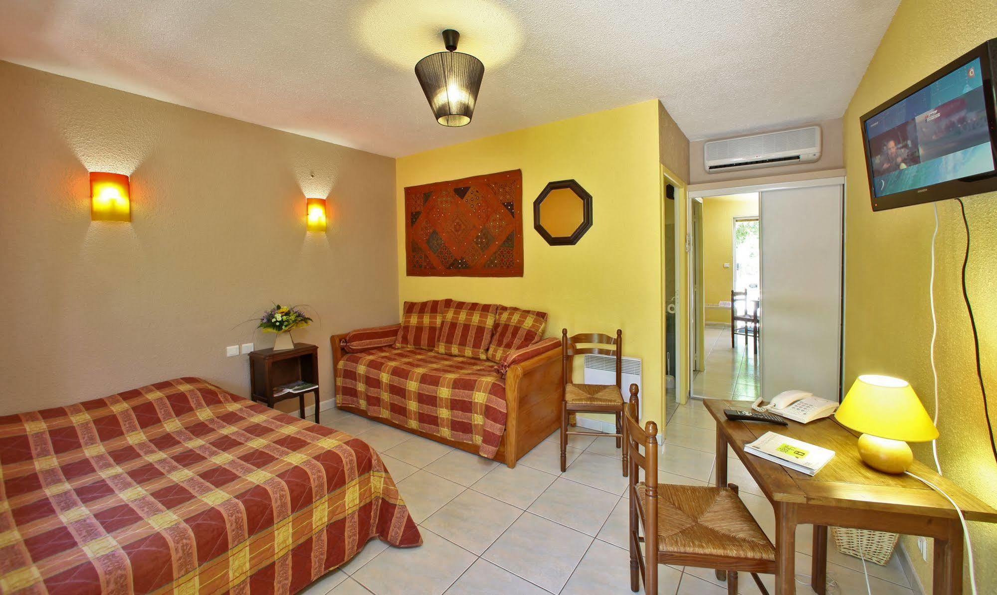 Le Sorbier Hotel Razac-sur-l'Isle Exterior photo